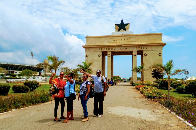 A Day in Accra - Shopping at the Center for National Culture