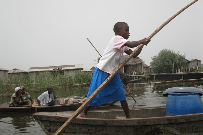 A Taste of West Africa - Ghana Togo & Benin - Day 5: Crossing into Togo through markets and Lake Togo
