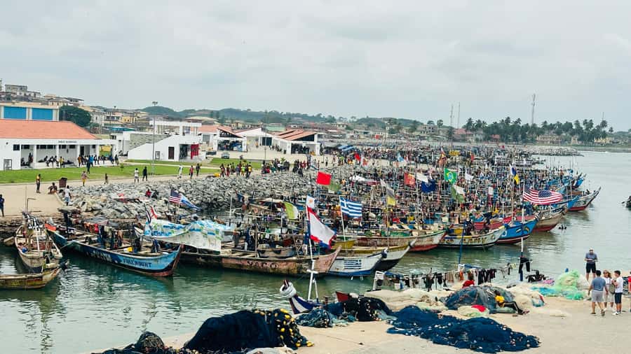 Accra: 2-Day Cape Coast and Elmina Tour with Kakum Park - Why this two-day route works from Accra