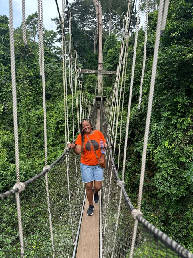 Accra: 2-Day Cape Coast and Elmina Tour with Kakum Park - What makes the private guide useful