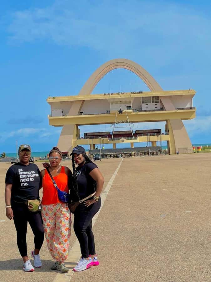 Accra: City Highlights Half-day Guided Tour with Transfers - Kwame Nkrumah Memorial Park and Museum