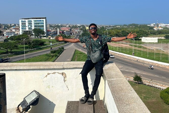 Accra Detailed City Tour - Centre for National Culture: crafts, bargaining, and hands-on moments