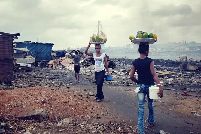 Accra E-waste and Recycling experience in Agbogbloshie - A private format with pickup from your accommodation