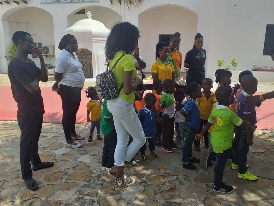 Accra: Guided City Tour with Lunch - Lunch at an African restaurant