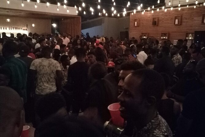 Accra Nightlife with Afrobeat Music and Dance - What this Accra night is really offering