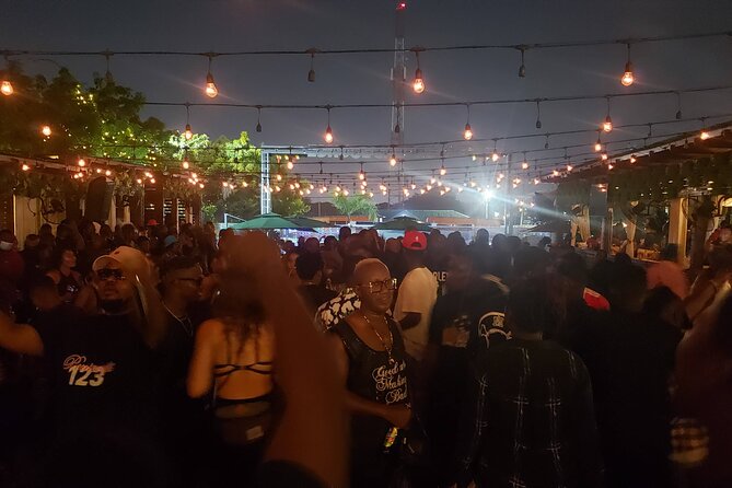 Accra Nightlife with Afrobeat Music and Dance - Labadi Pleasure Beach after dark