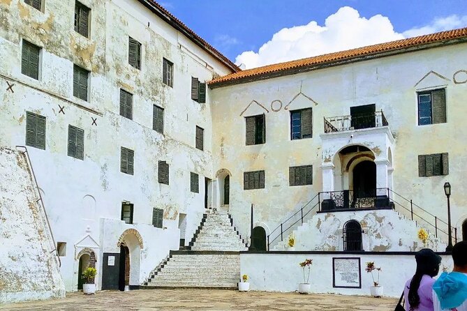 Accra To Cape Coast And Elmina Day Tour - What to Know Before You Book