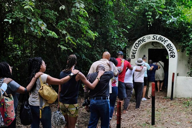 Assin Manso Slaves River and Cape Coast Castle Tour - Key points to know before booking
