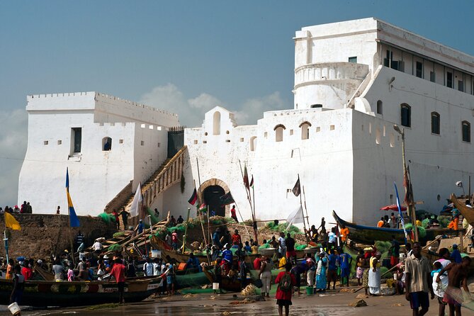 Cape Coast ,Elmina Castle and Kakum Full-Day Tour - Elmina Castle, Dalzel Tower, and the fishing town