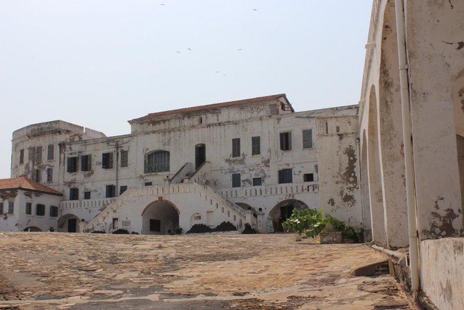 Cape Coast Tour - A private tour, with more room for questions