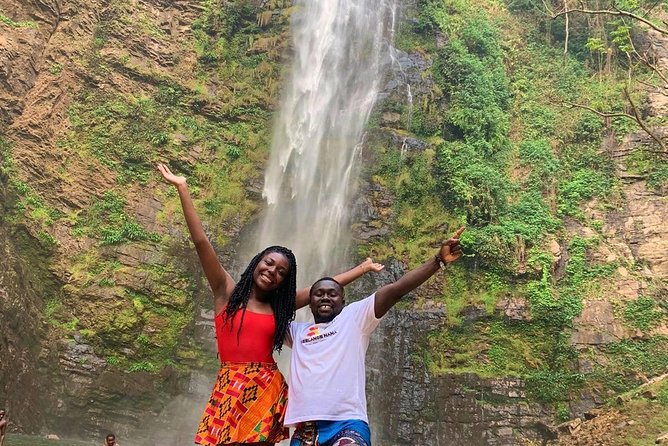 Discover Ghana - Wli Waterfalls, Mountain Afadjato, Monkey Sanctuary & Akosombo. - Meeting sacred Mona monkeys at Tafi Atome