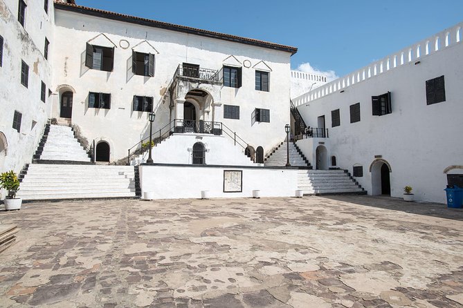Elmina & Cape Coast Castles Day Trip from Accra - Lunch, comfort, and what to bring