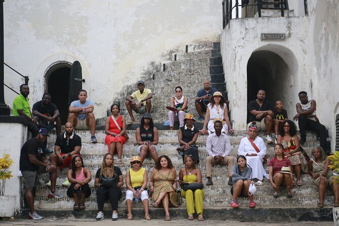 Explore Ghana Multi Day Tour - Day 2: Accra’s memorials, museums, and creative trades