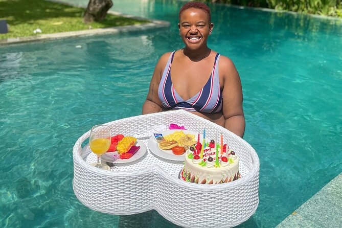 Floating Brunch Pool Experience - Why the photographs matter here