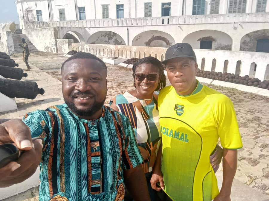 From Accra: Cape Coast and Elmina Castles Day Trip - Cape Coast Castle and the weight of the rooms