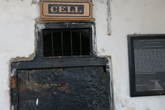 Full- Day Cape Coast Castles and Kakum Canopy Private Tour - Cape Coast Castle and the Door of Return