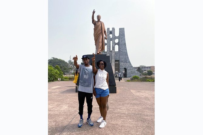 Know Ghana in 4 hrs - Accra City Tour - Black Star Gate and Independence Square