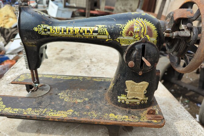 The Agbogbloshie (Accra E-waste and Recycling experience) Private Tour - The total market experience